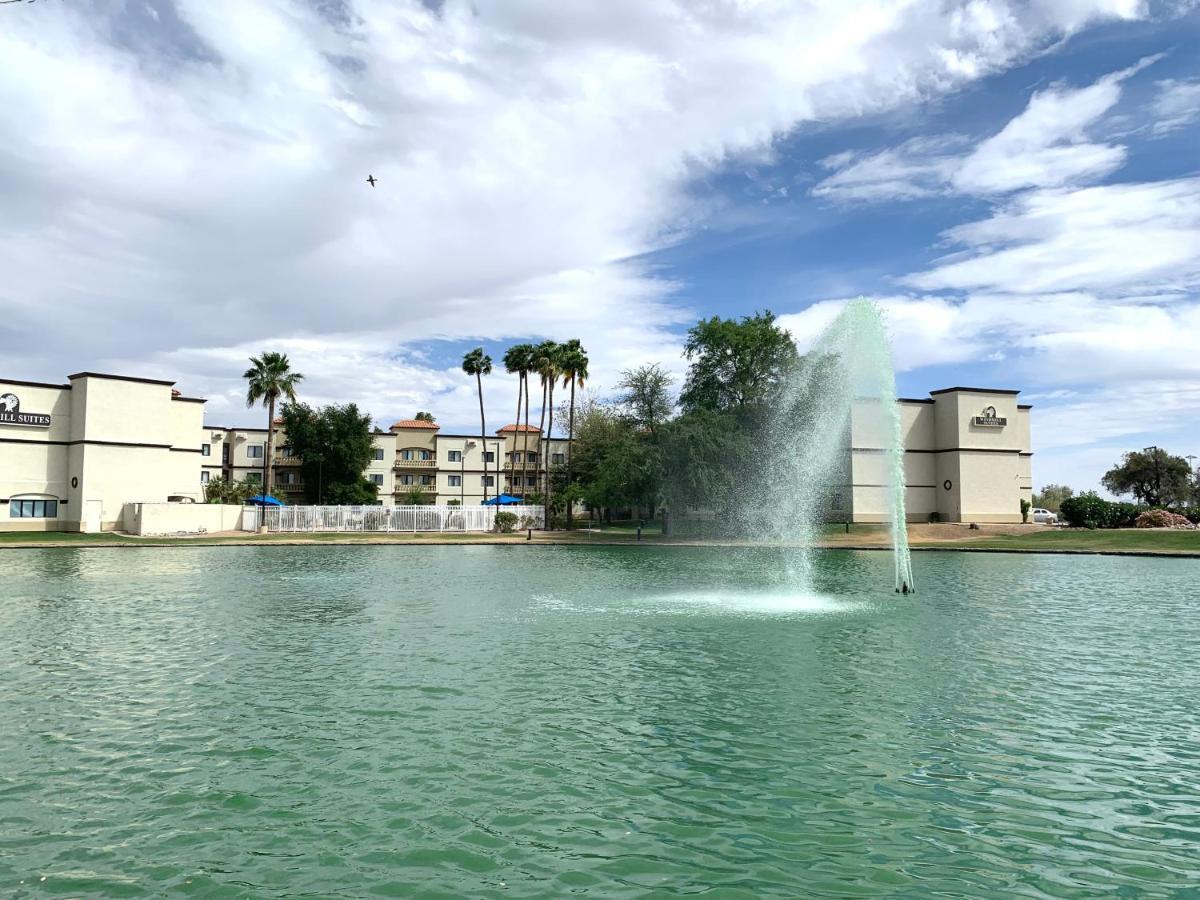 Windmill Suites Surprise - Phoenix, Ascend Hotel Collection Εξωτερικό φωτογραφία