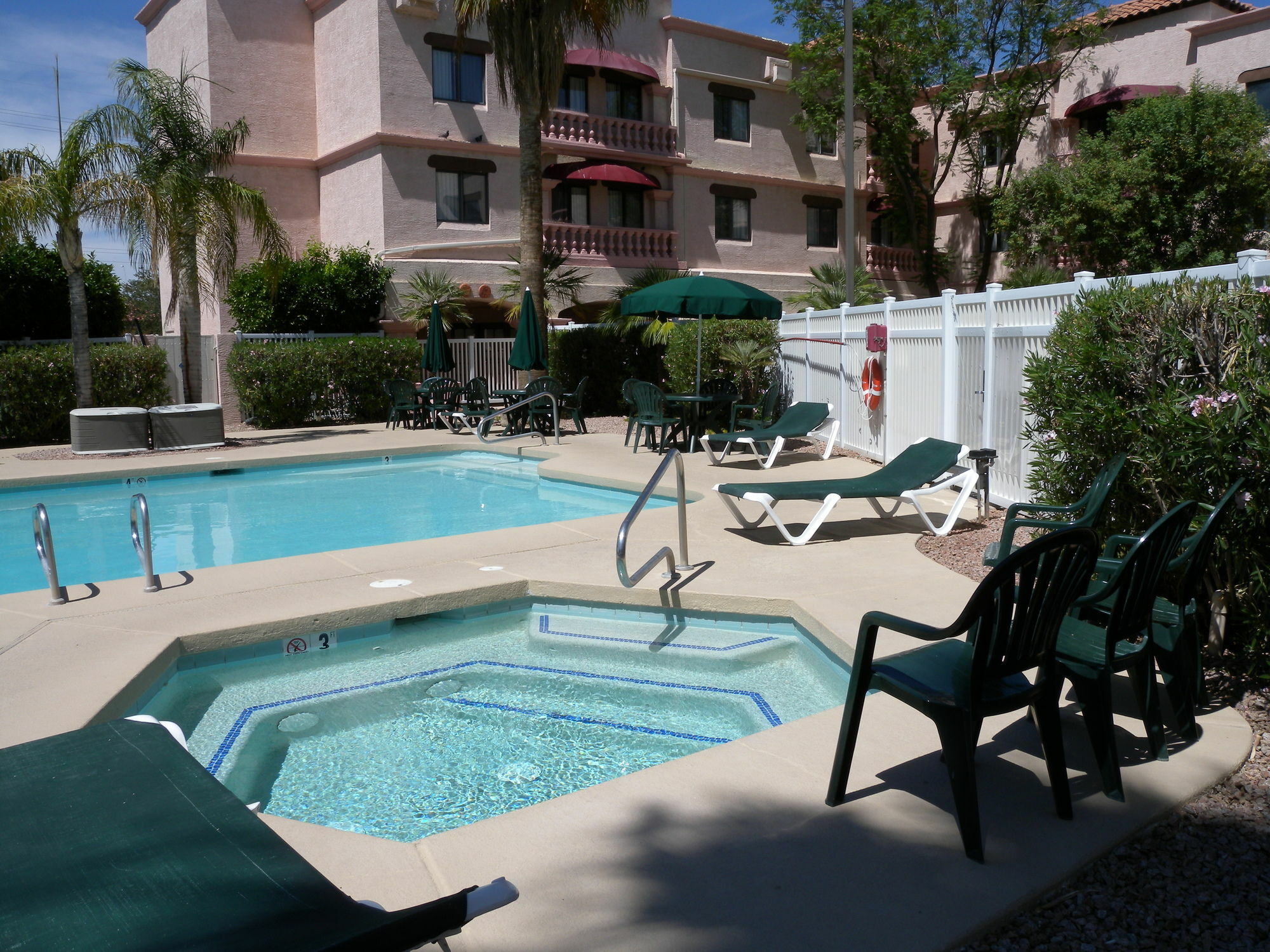 Windmill Suites Surprise - Phoenix, Ascend Hotel Collection Εξωτερικό φωτογραφία